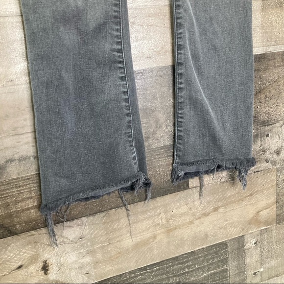 Madewell Cali Demi Boot Button Front Raw Hem Jeans - Picture 10 of 15